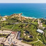 شقة Coastal Retreat With Pool And Access By Drago البوفيرا