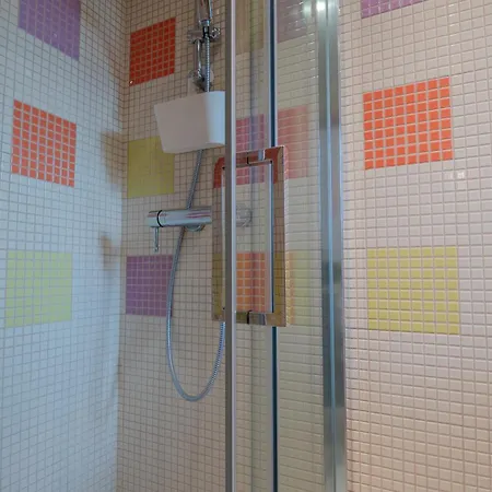 Apartment Coastal Retreat With Pool And Access By Drago *