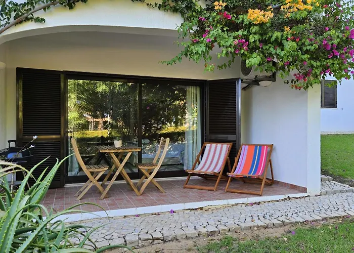Coastal Retreat With Pool And Access By Drago *
