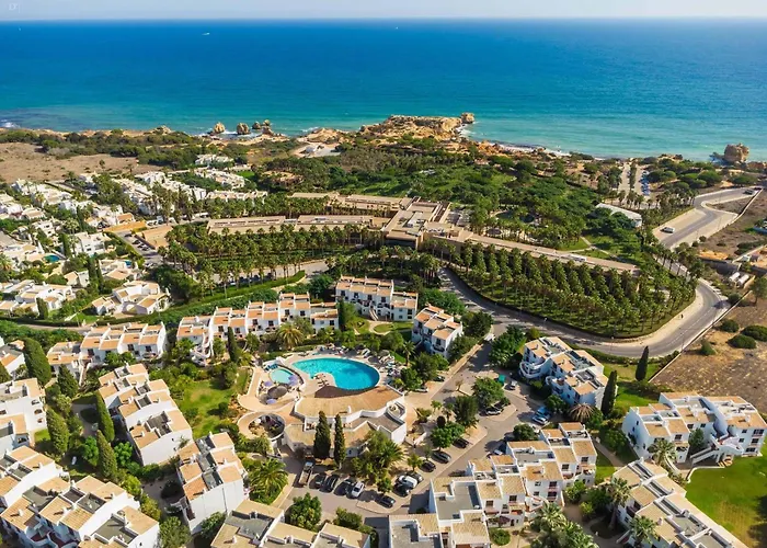 Coastal Retreat With Pool And Access By Drago Apartamento Albufeira