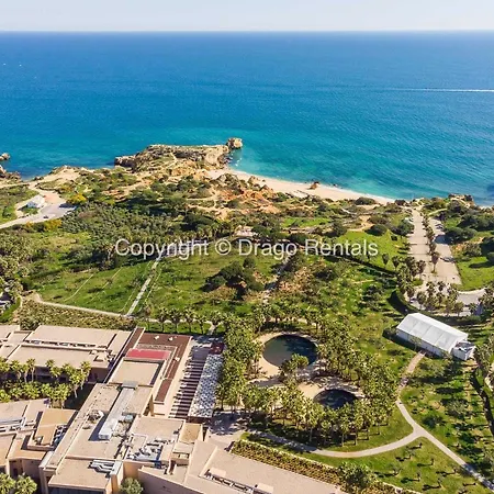 Apartament Coastal Retreat With Pool And Access By Drago Albufeira